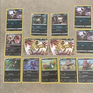 Lot of 13 rare Pokémon cards
